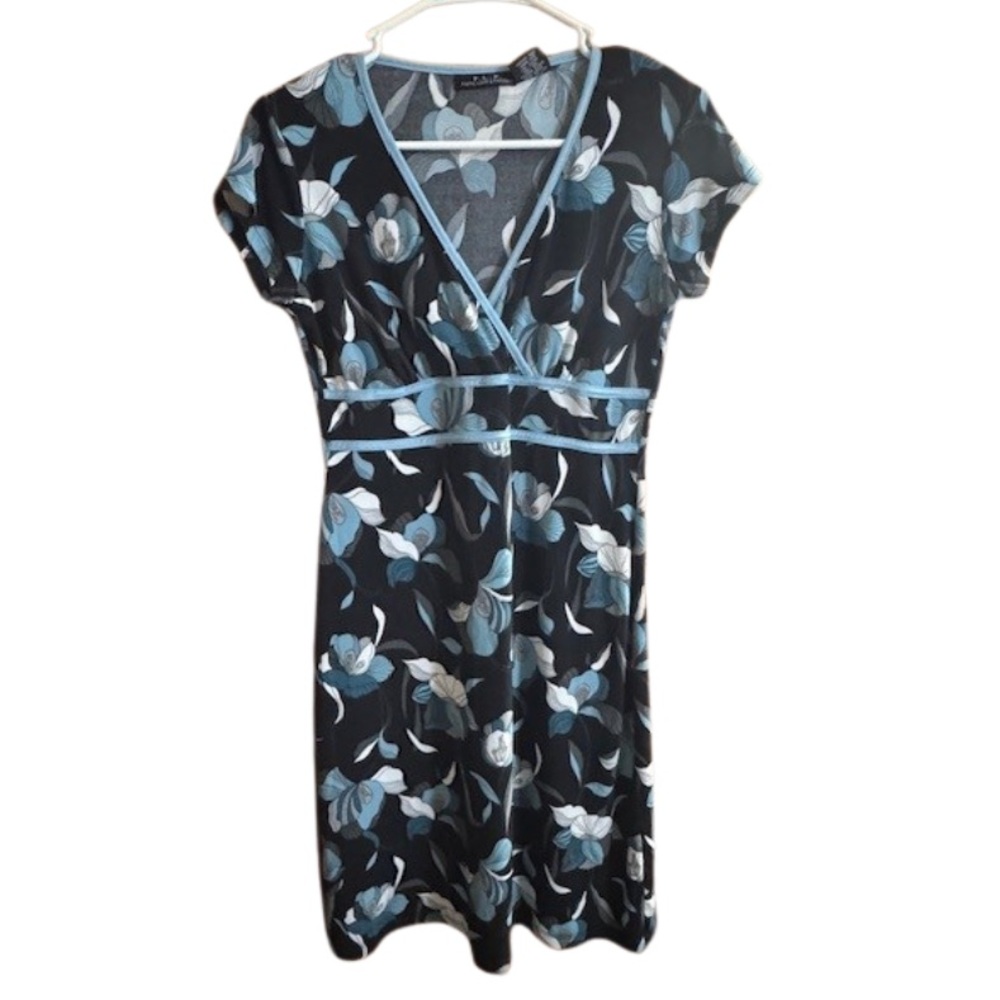 Faith, Love & Passion Floral Black and Blue Short Sleeve Dress